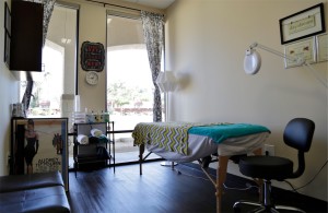 salon suites for rent