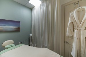 beauty salon space for rent