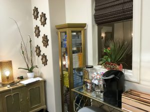 beauty salon for rent